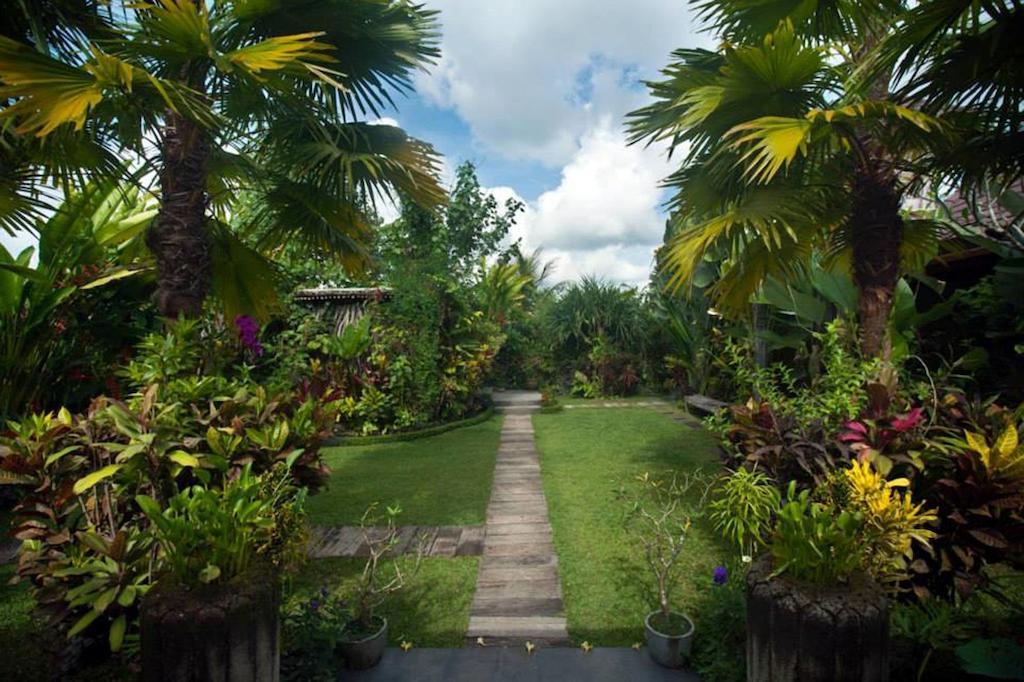Naya Ubud Exterior photo